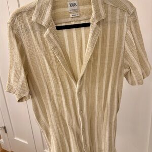 Zara Men's Cream and White Striped Casual Shirt